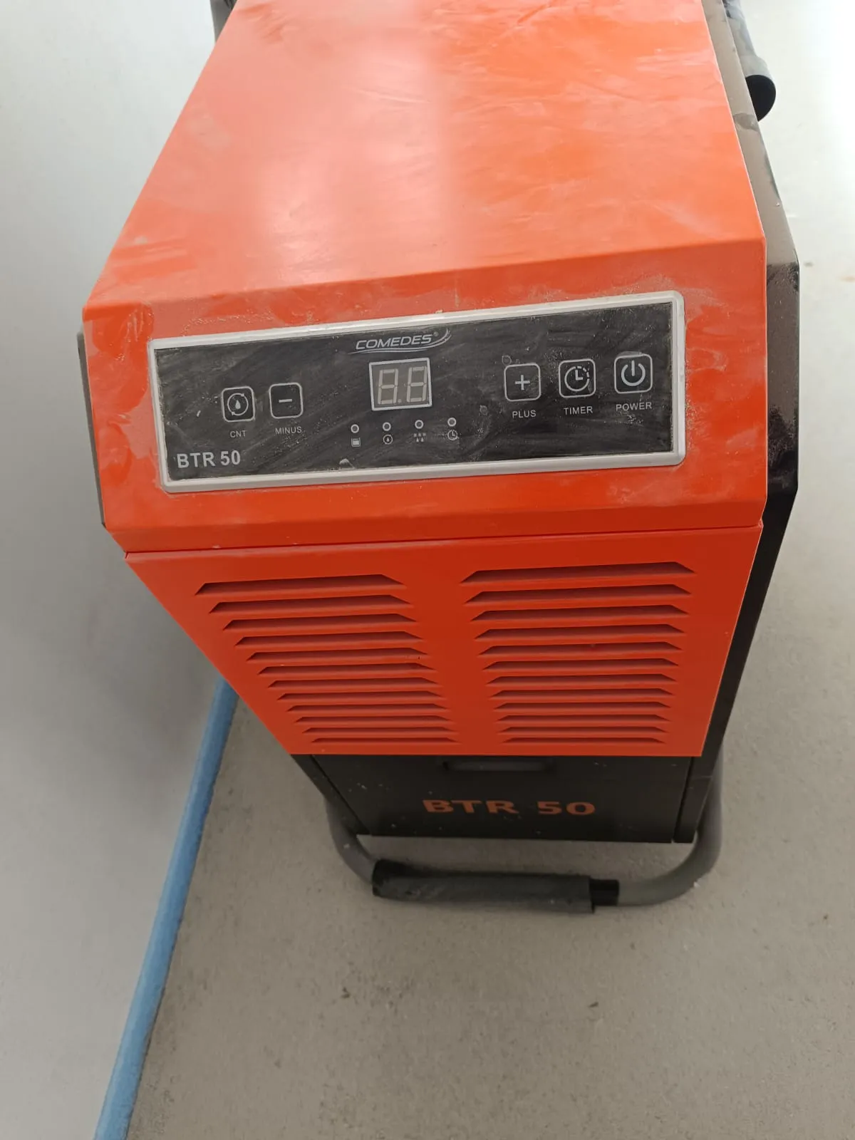 Bautrockner COMEDES BTR 50 mit Bedienfeld und Timer-Taste